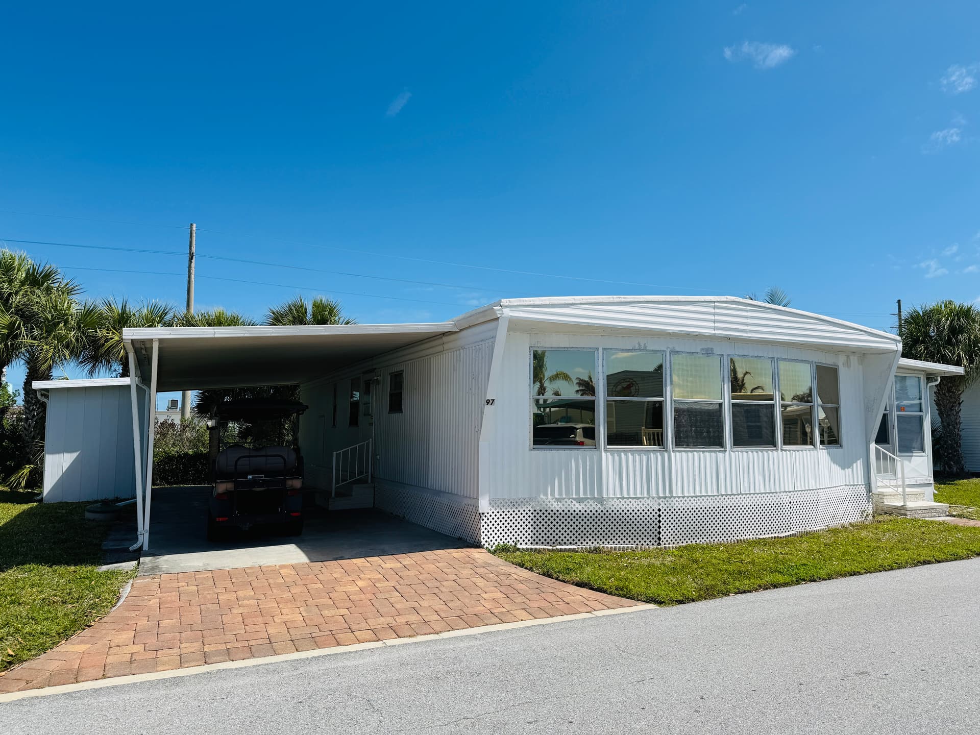 Manufactured home in Vero Beach, FL 32960