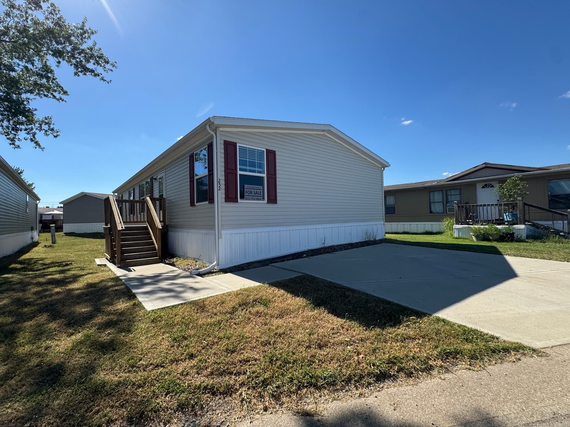 Manufactured home in Gardner, KS 66030
