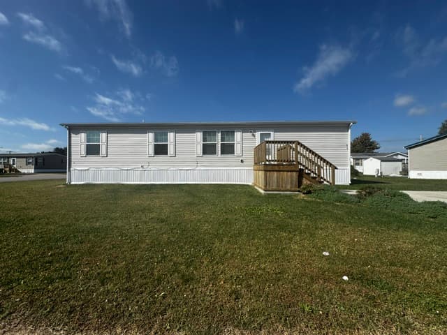 Manufactured home in Gardner, KS 66030