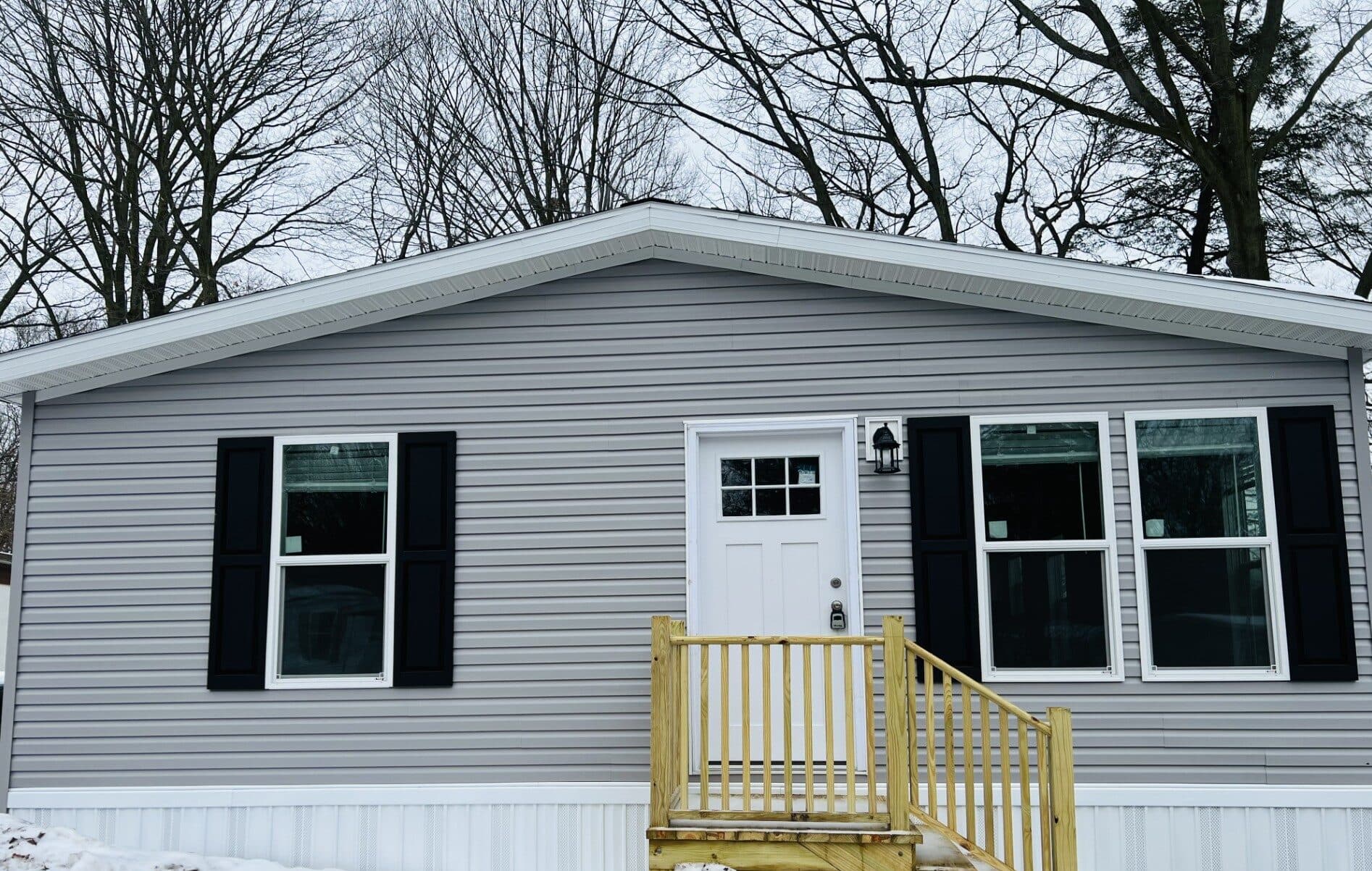 Manufactured home in Rochester, NY 14625