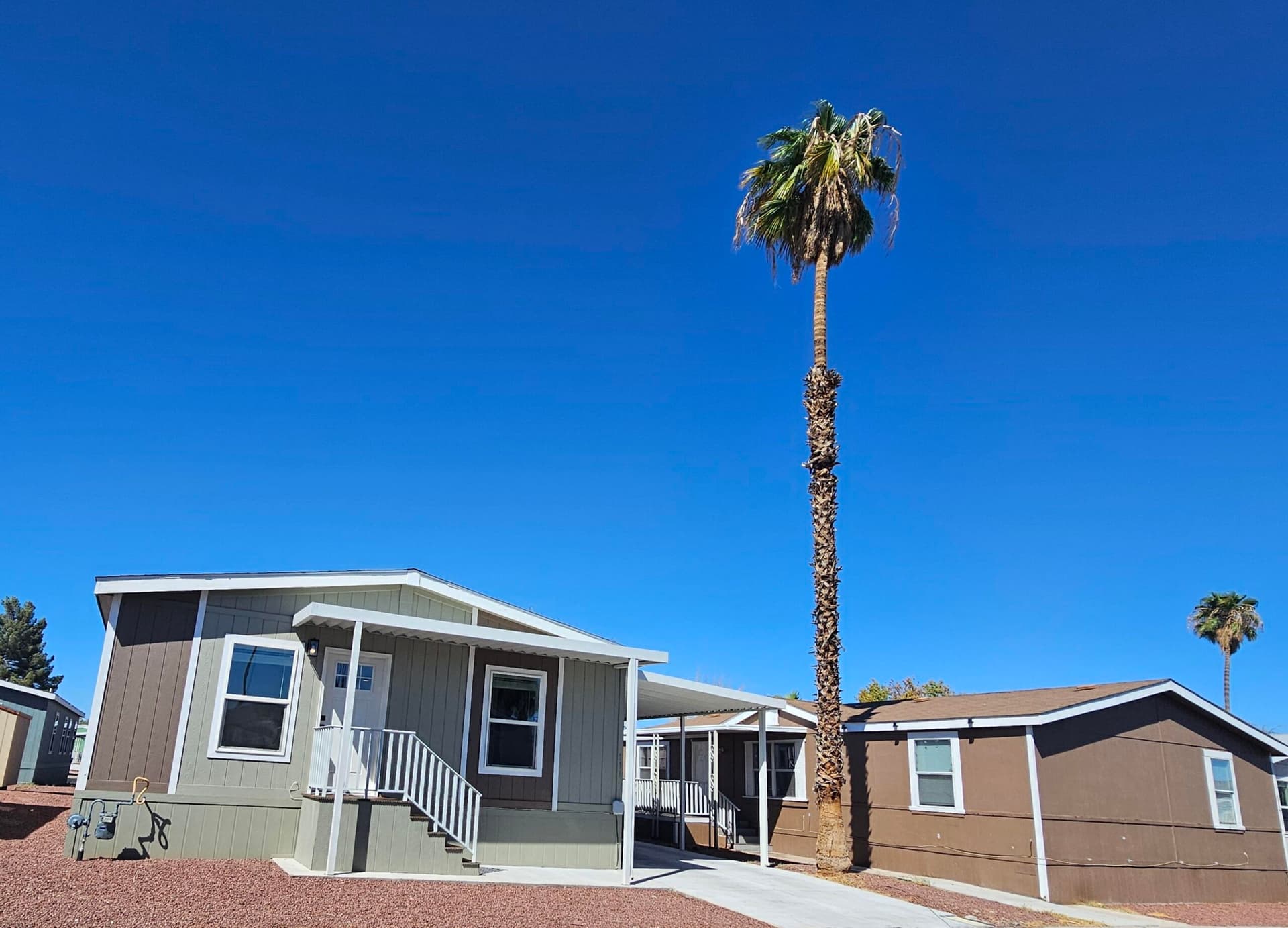 Manufactured home in Las Vegas, NV 89121